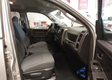 2013 Ram 1500 Express z USA, uszkodzony, nr VIN 1C6RR6KT6DS532782